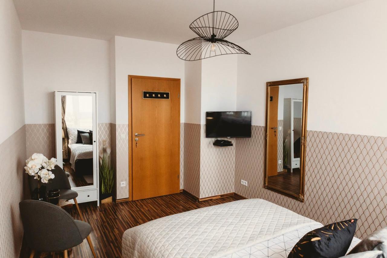 Clicktheflat Gdanski Center Prestige Apart Rooms ワルシャワ エクステリア 写真