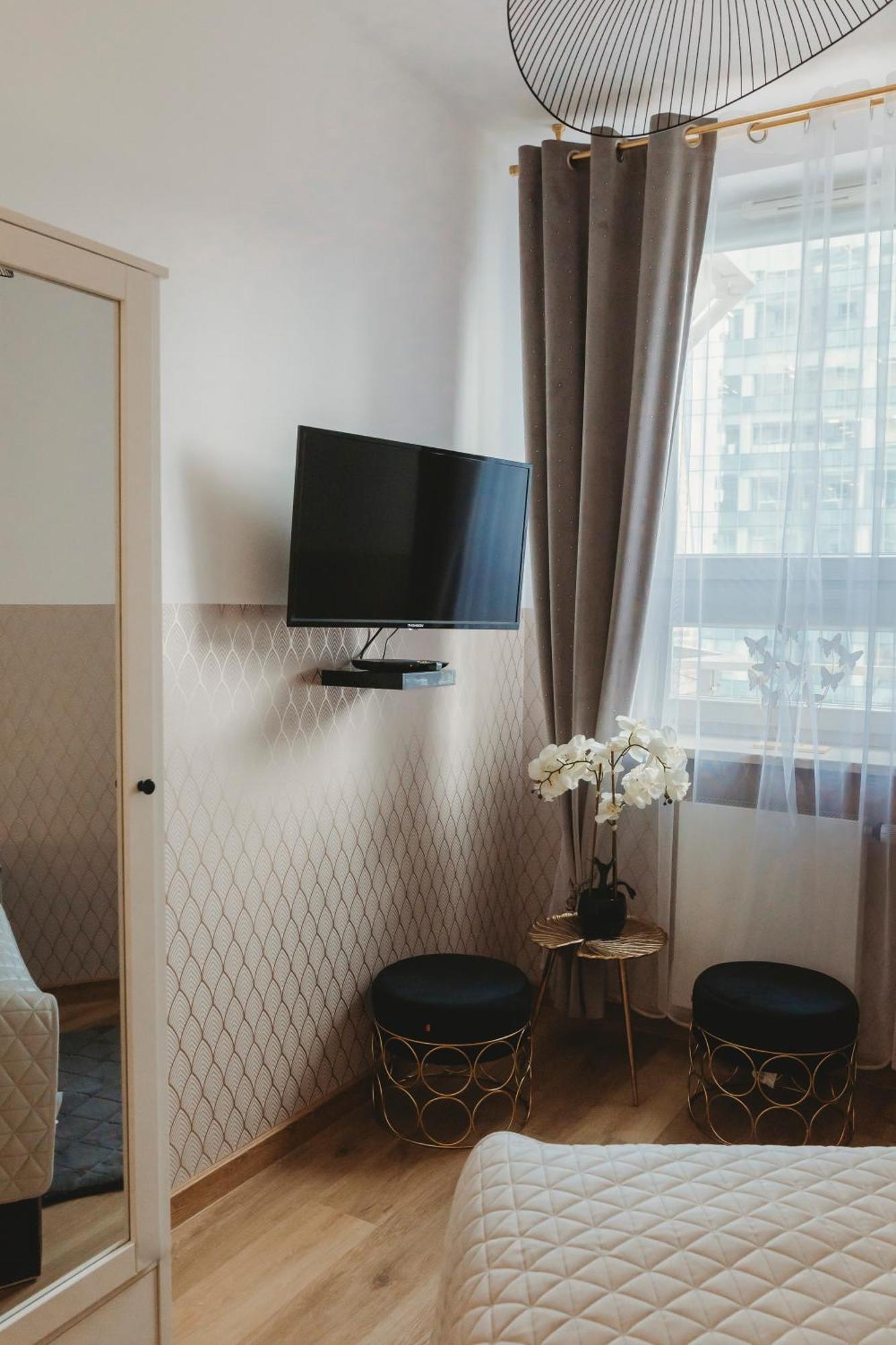 Clicktheflat Gdanski Center Prestige Apart Rooms ワルシャワ 部屋 写真
